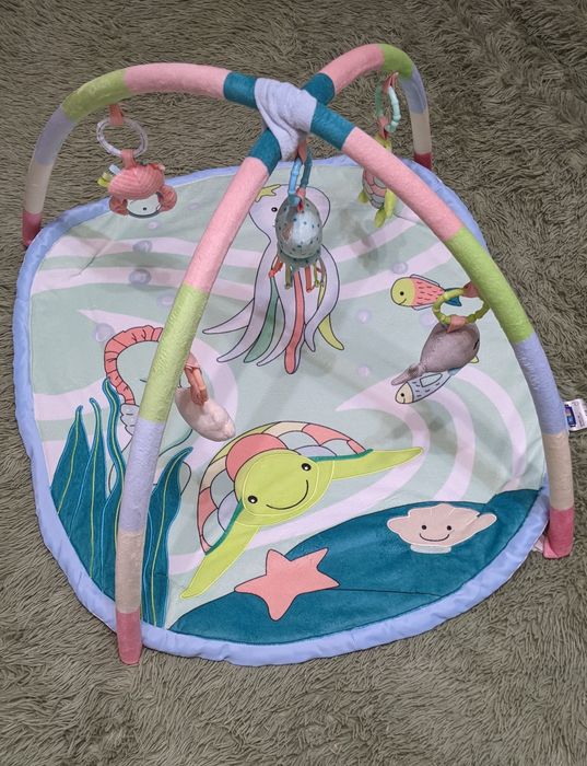 Розвиваючий килимок фірми Lupilu