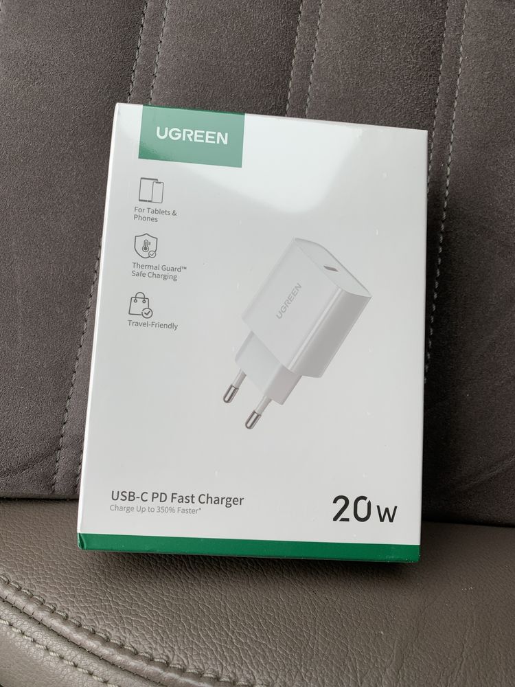 Зарядний пристрій Ugreen USB-C PD Fast Charge