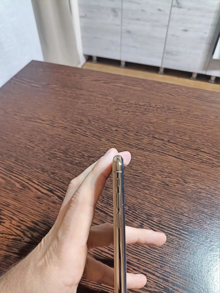 IPhone xs max б/у 2 симки