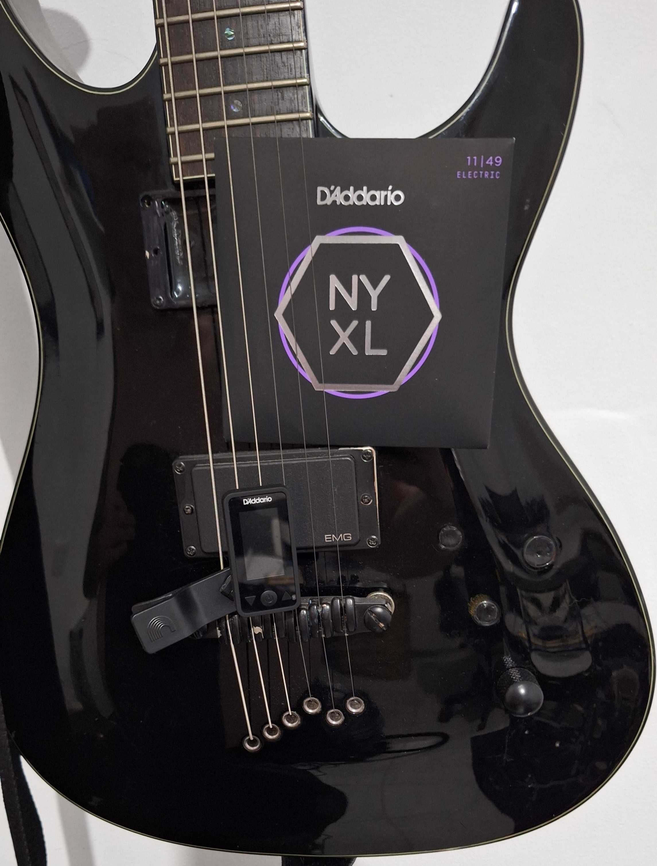 Guitarra Ibanez SZ320EX com saco, afinador, correia e cordas novas