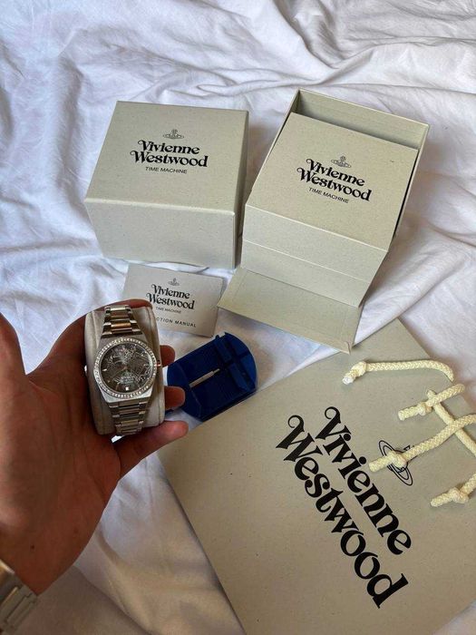 Vivienne Westwood Годинник