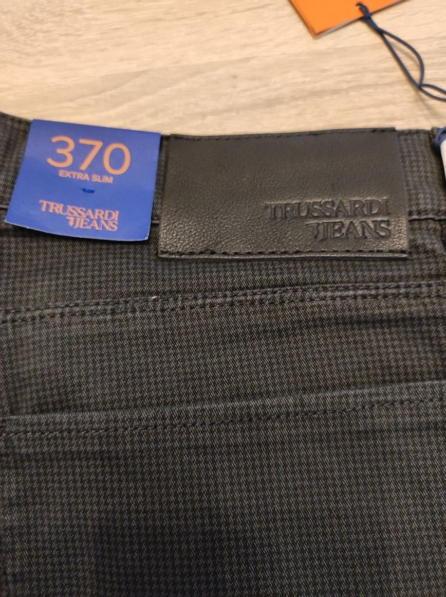 Spodnie Truddardi Jeans w granatową pepitke