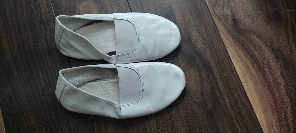 Кожаные чешки для деток