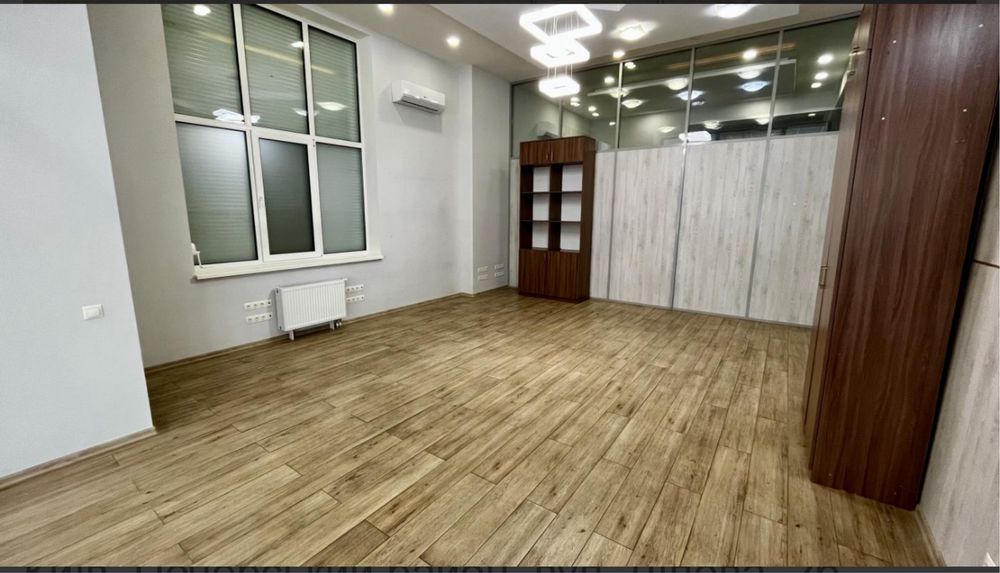 Без Комиссии/ Оренда / Офіс  Київ, Печерський район, вул. Ділова, 2б