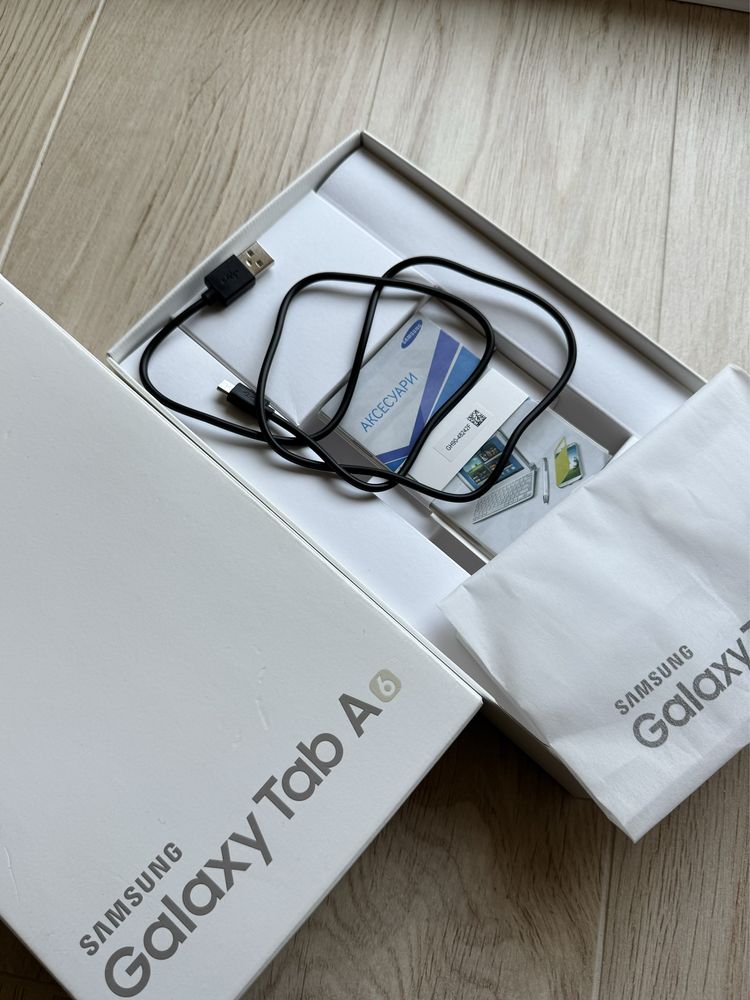 Планшет Samsung Galaxy Tab A (2016), як новий, повна комплектація