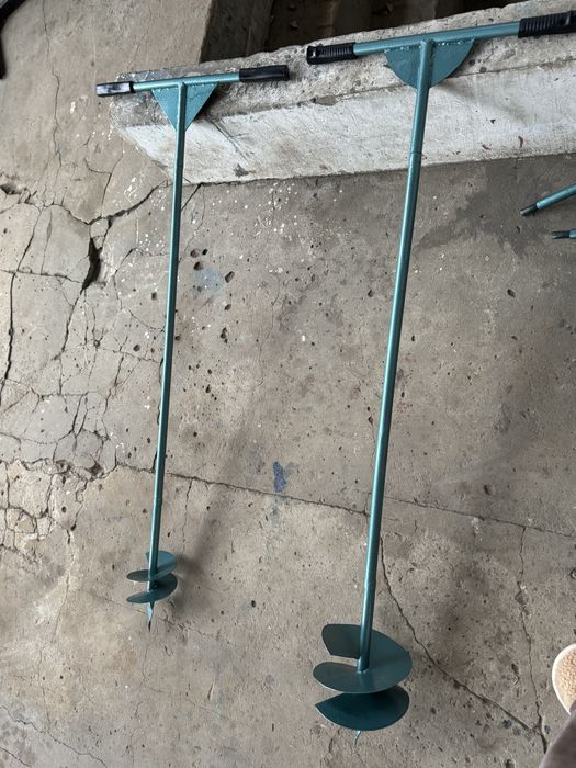 Бур садовый ручной шнековый  для сад огорода , земли