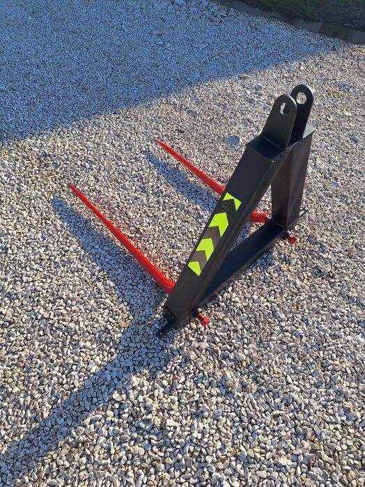 widły do bel podnośnik na tył ciągnika do bel balotów siana widły kute