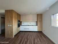 Apartamento T1 para venda em Casais da Bidoeira-Leiria