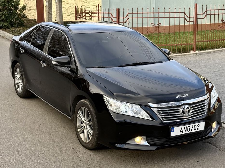 Продам Toyota Camry 50 2.5 газ/бенз офіційна на автоматі