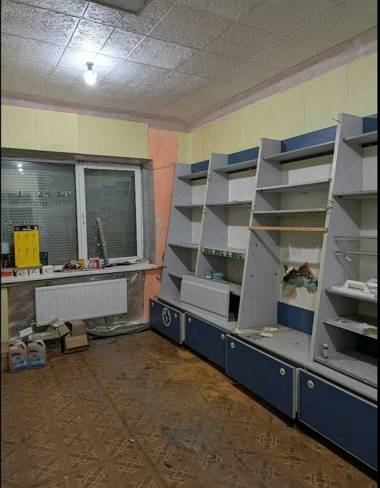 Продам магазин в Люботині в центрі міста!Напрацьована торгова точка!SE