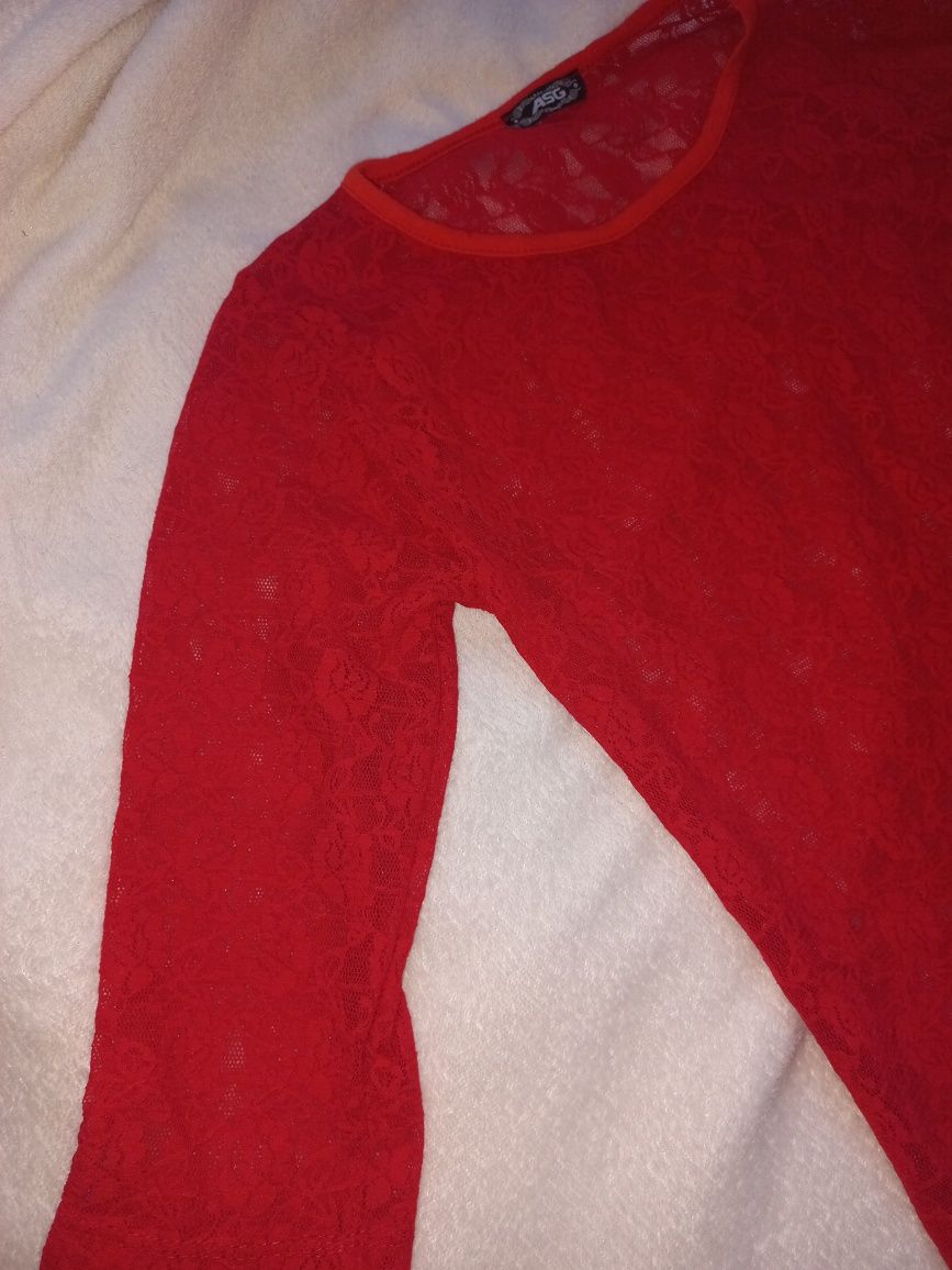Czerwona koronkowa halka, prześwitująca koronkowa sukienka r.M