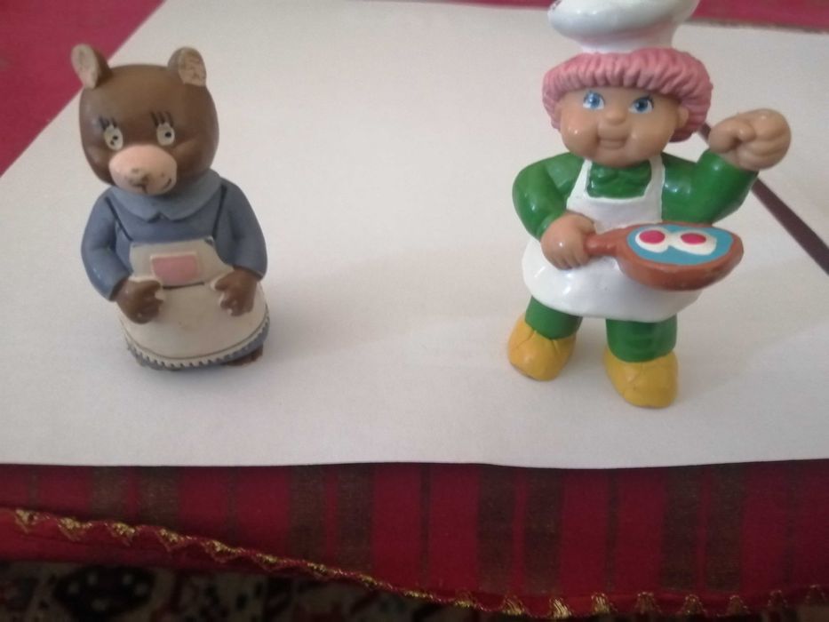 Figuras e bonecos em PVC dos anos 80