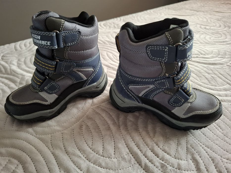 Buty zimowe / śniegowce / kozaki dla chłopca Deichmann rozmiar 26