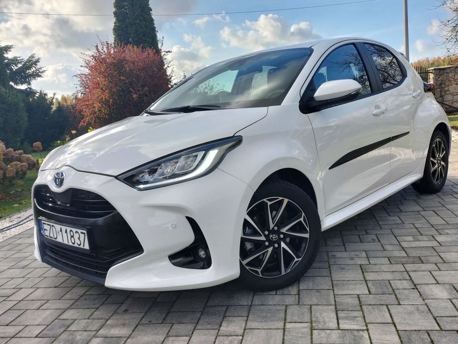 Toyota Yaris * Niski Przebieg * Hybryda * Kamera * Pełny LED ! ! !