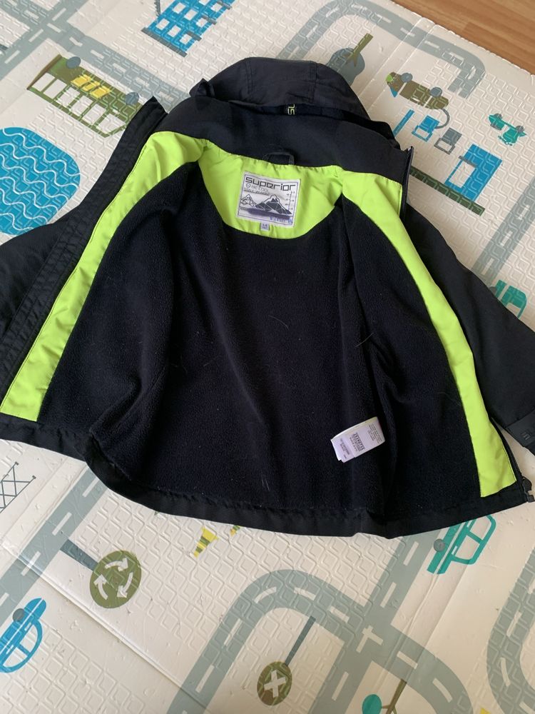 Весняна куртка M&S  на хлопчика 3-4 роки