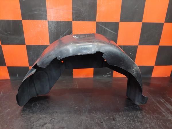 Cave De Roda Trás Direita Citroën Berlingo / Berlingo First Caixa (M_)