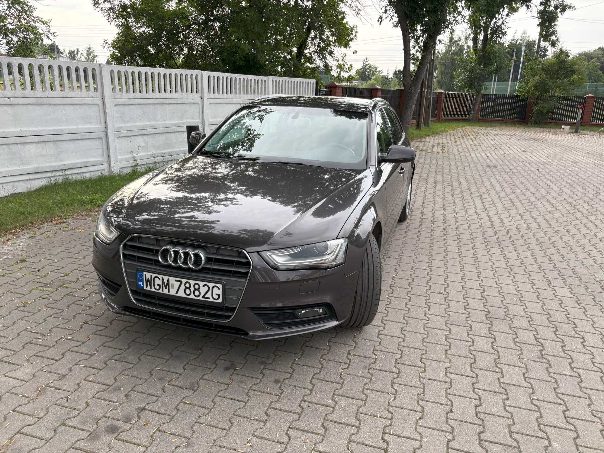 Audi a4 b8 2013r lift Manual