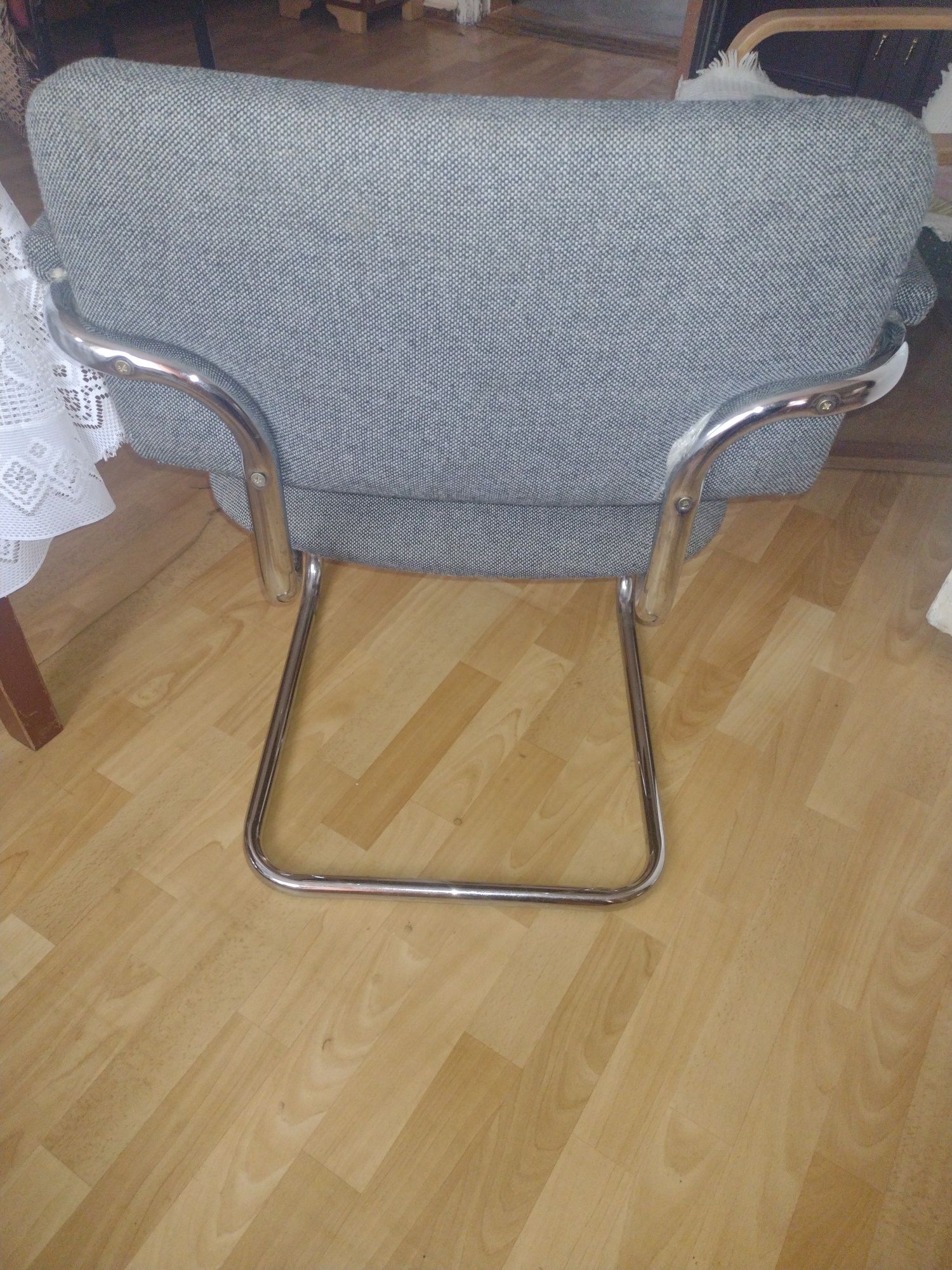 Krzesło w stylu Bauhaus