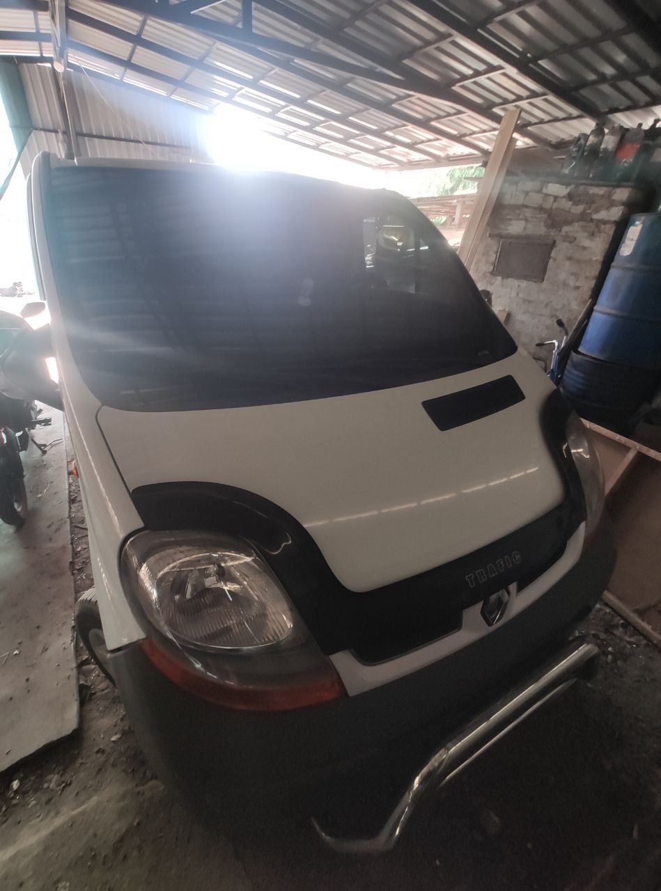 Renault Traffic 1.9 dci
