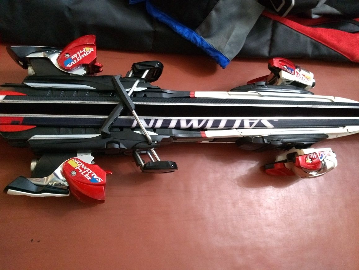 Лыжи Salomon Equip 3V Race (160 см) с креплением Salomon 914 + 2 чехла