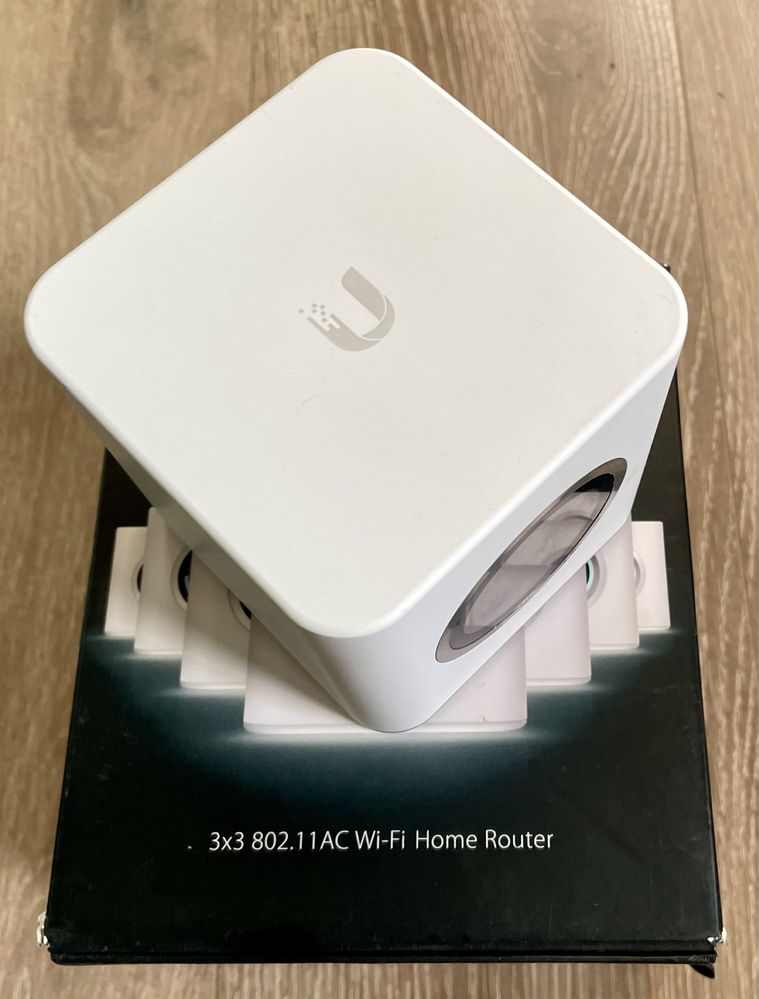 Ubiquiti AmpliFi HD Mesh Router router