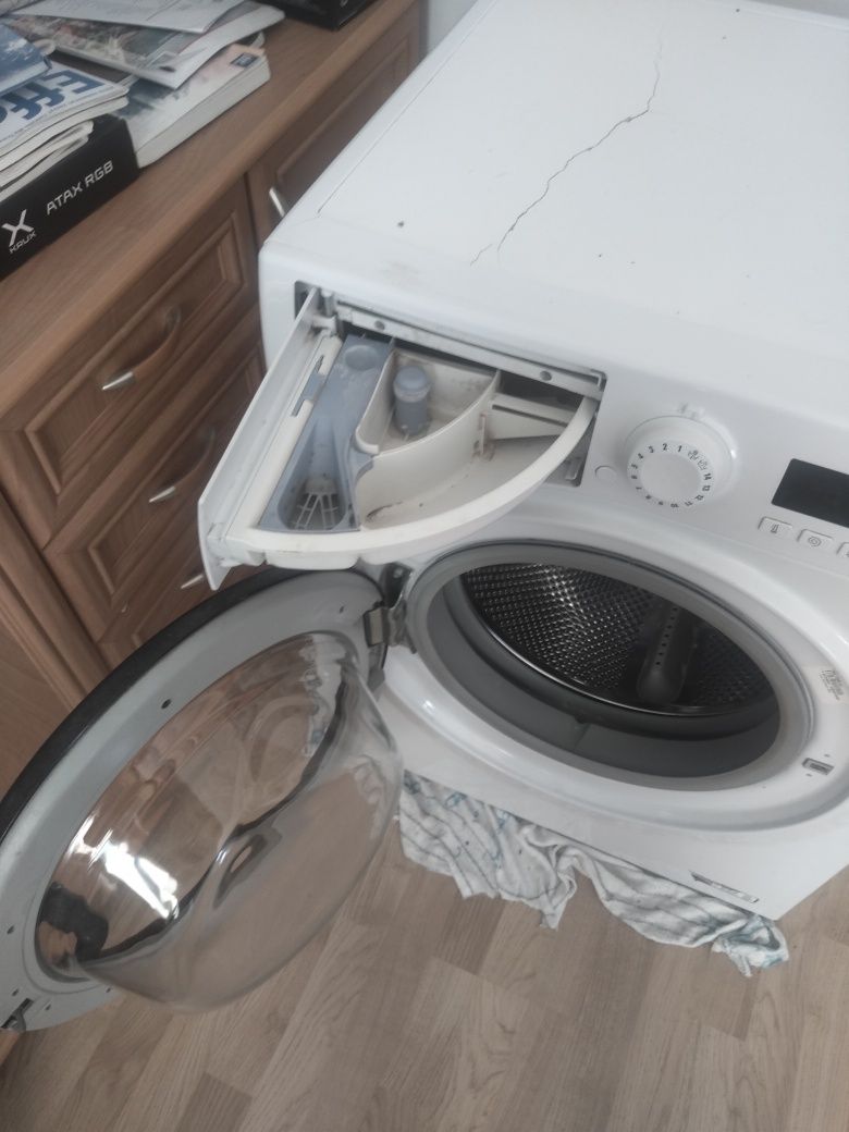 Pralka Ariston hotpoint fmg 723 uszkodzony zbiornik