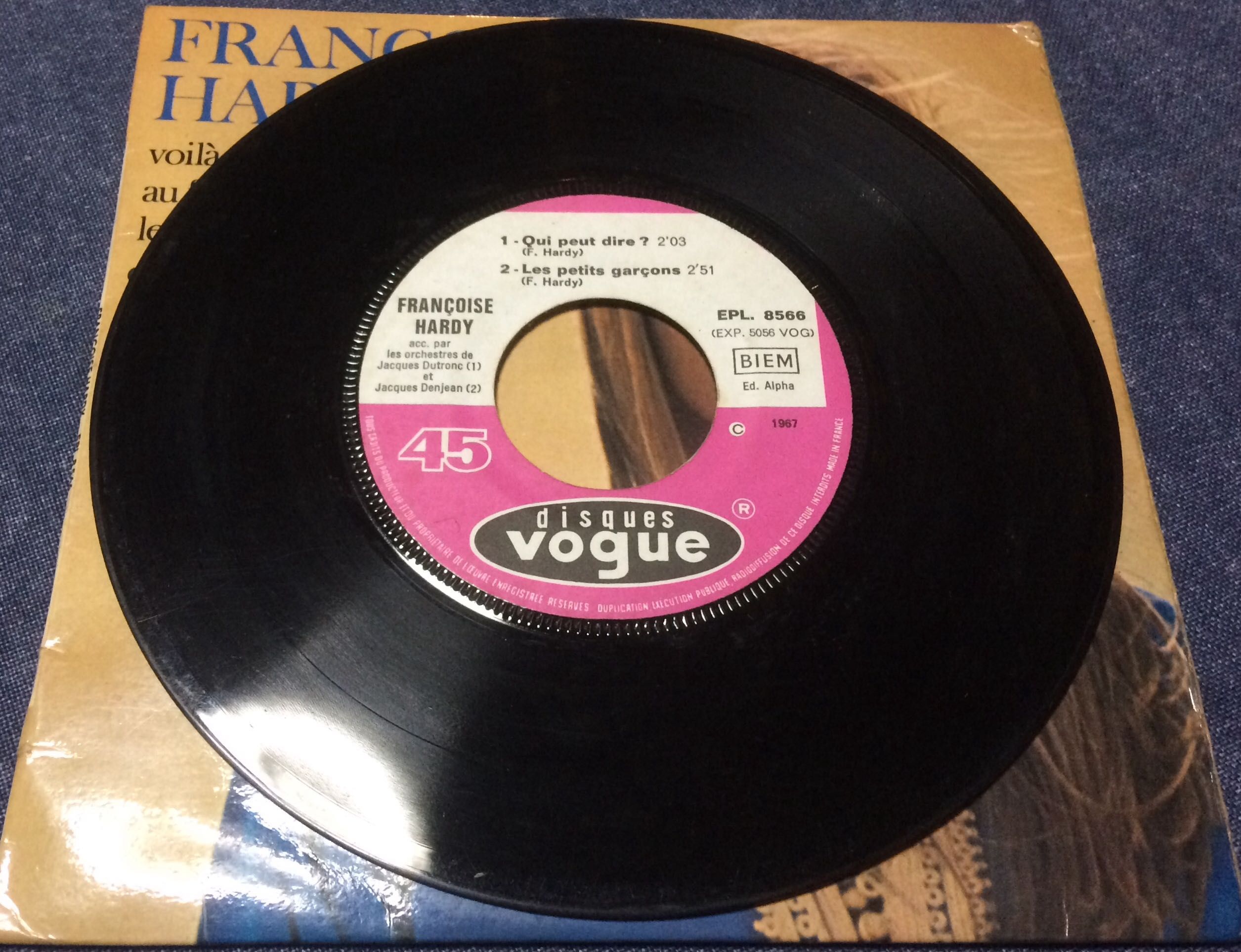 9 vinis de 45 RPM de música francesa