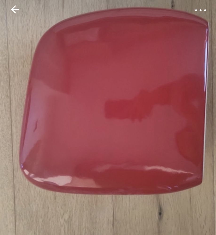 Czerwony wazon ceramiczny – nowoczesny design, Home&You
