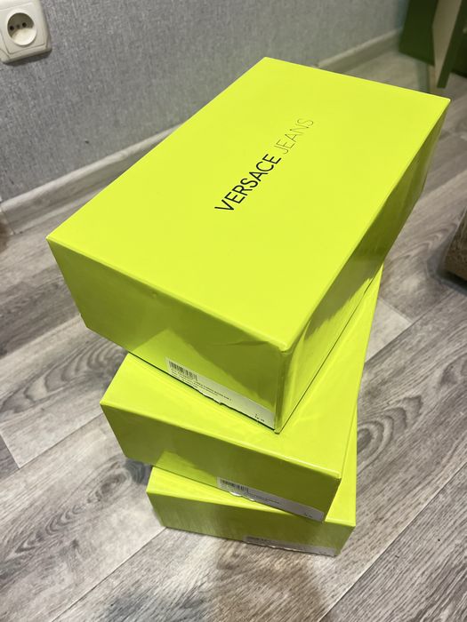 Кросовки/кеды VERSACE JEANS 35р