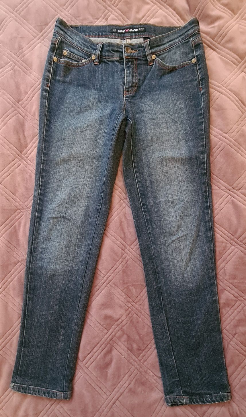 Jeansy DKNY Polecam