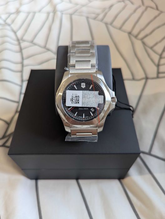 Victorinox INOX - zegarek Swiss Made Swiss Army