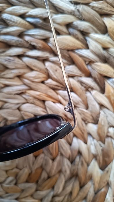 River Island damskie okulary przeciwsłoneczne w bardzo dobrym stanie