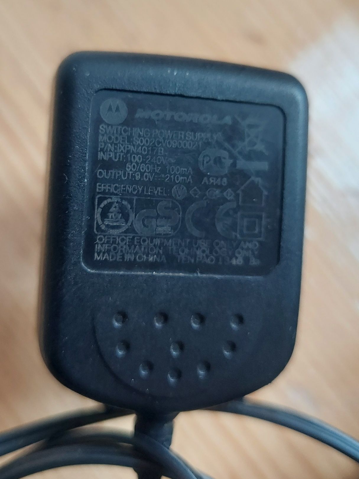 Зарядное устройства Motorola IXTN4020A