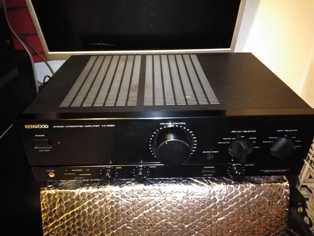 Amplificador integrado Kenwood Mod KA 3020