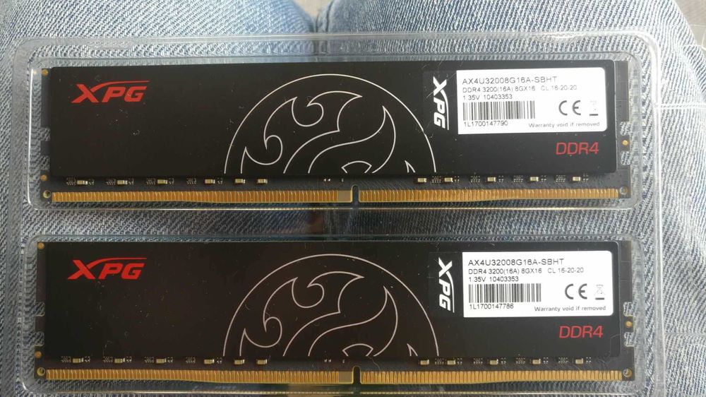 memorias DDR4 3200 (8+8)