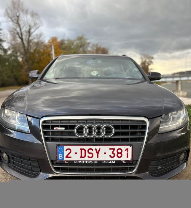 Audi A4 Avant Audi A4B8 / S-Line / 2010 r./255 tys.km