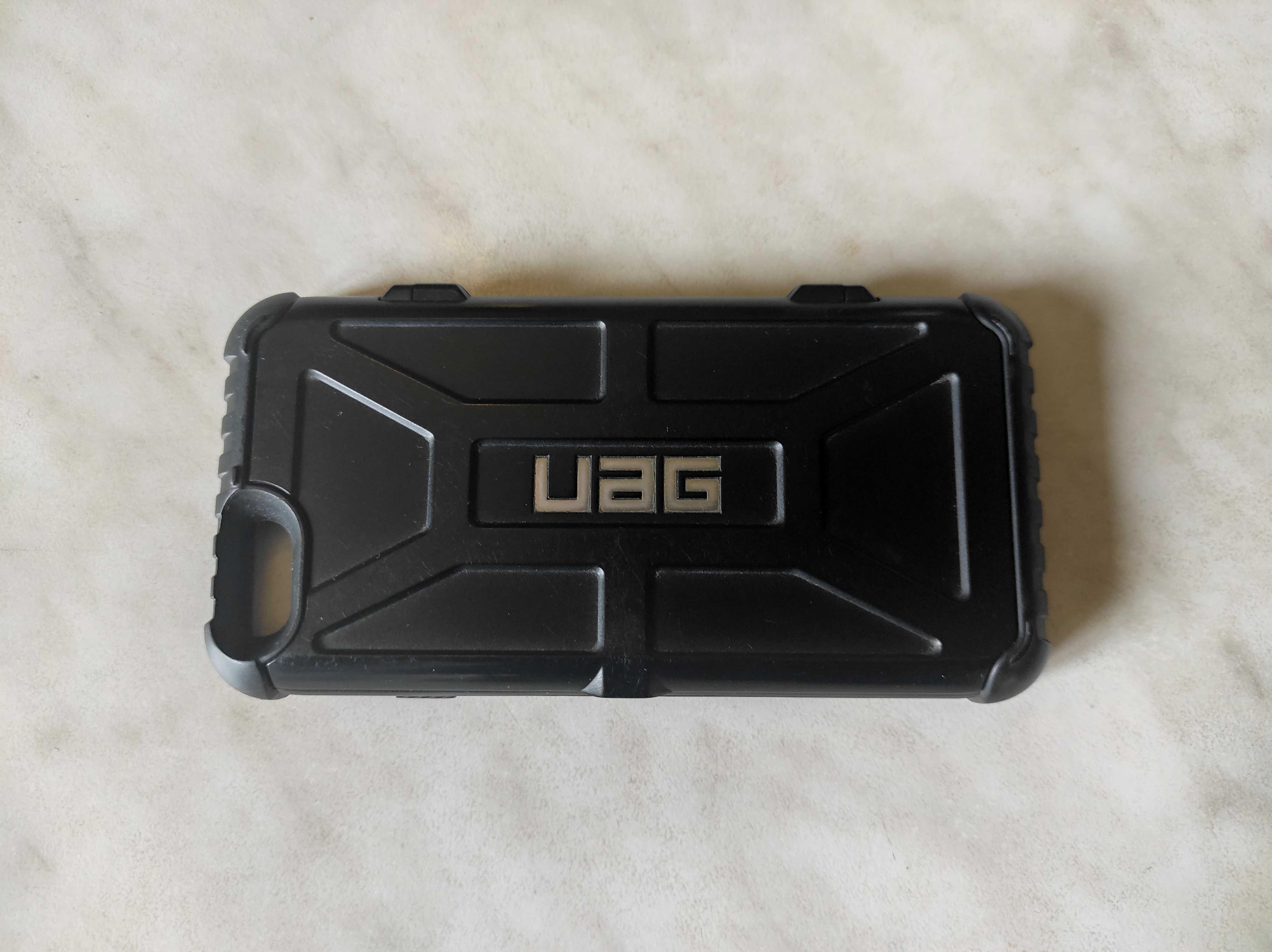 UAG с картхолдером iPhone 6/6s