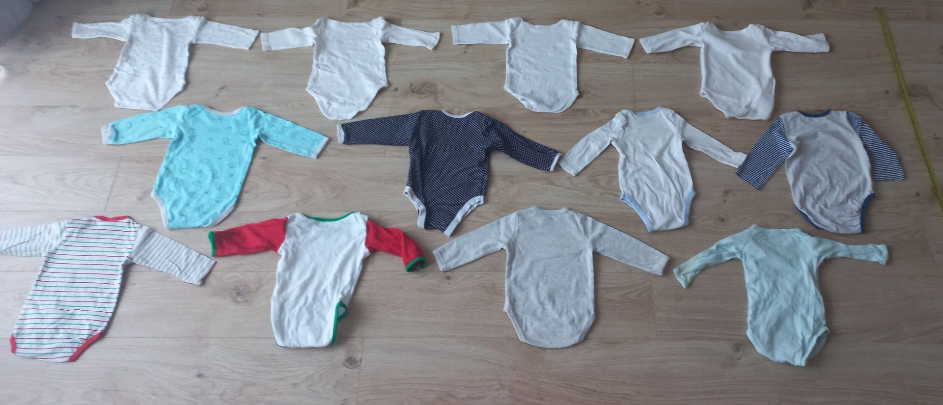 Body z długim rękawem 68/74 chłopiec 12 szt