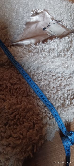 Шуба з штучного хутра. Барашек.