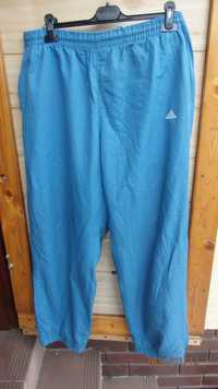 Spodnie sportowe firmy Adidas rozmiar XL.