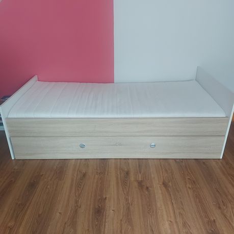 Łóżko z wysuwaną szufladą 90x200