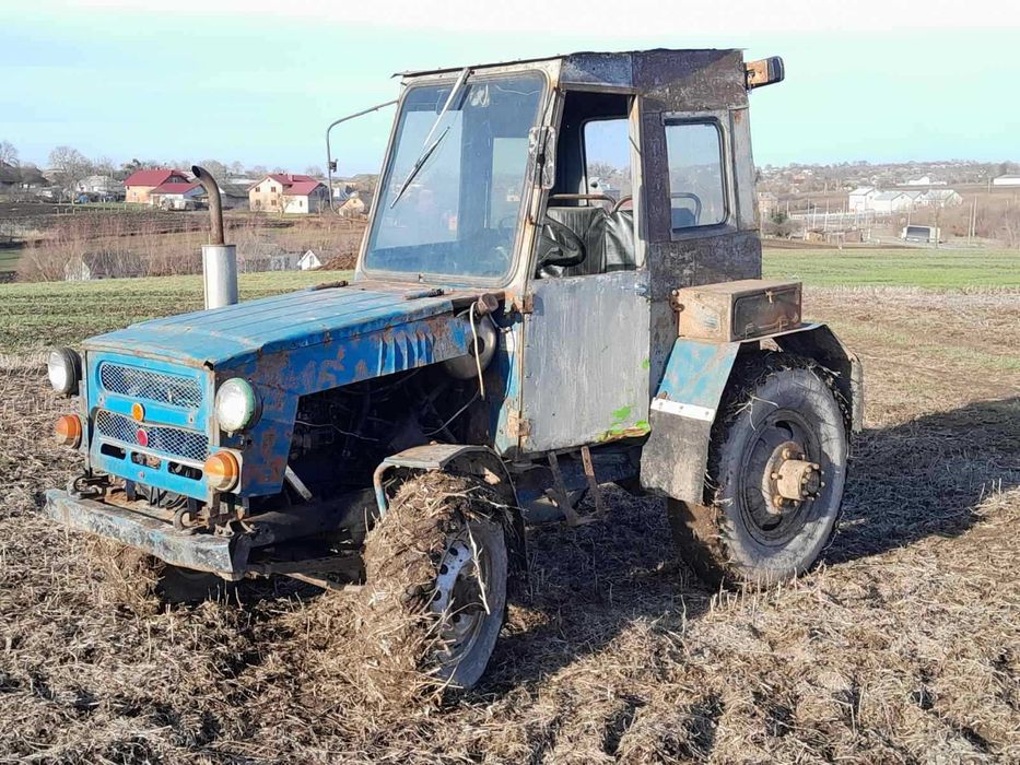 Продам 2 саморобні трактори .