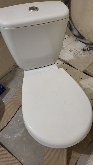 Toaleta, wc, kompakt