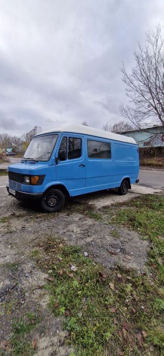 Mercedes т1 208D в отличном состоянии .машинка ухоженная.
