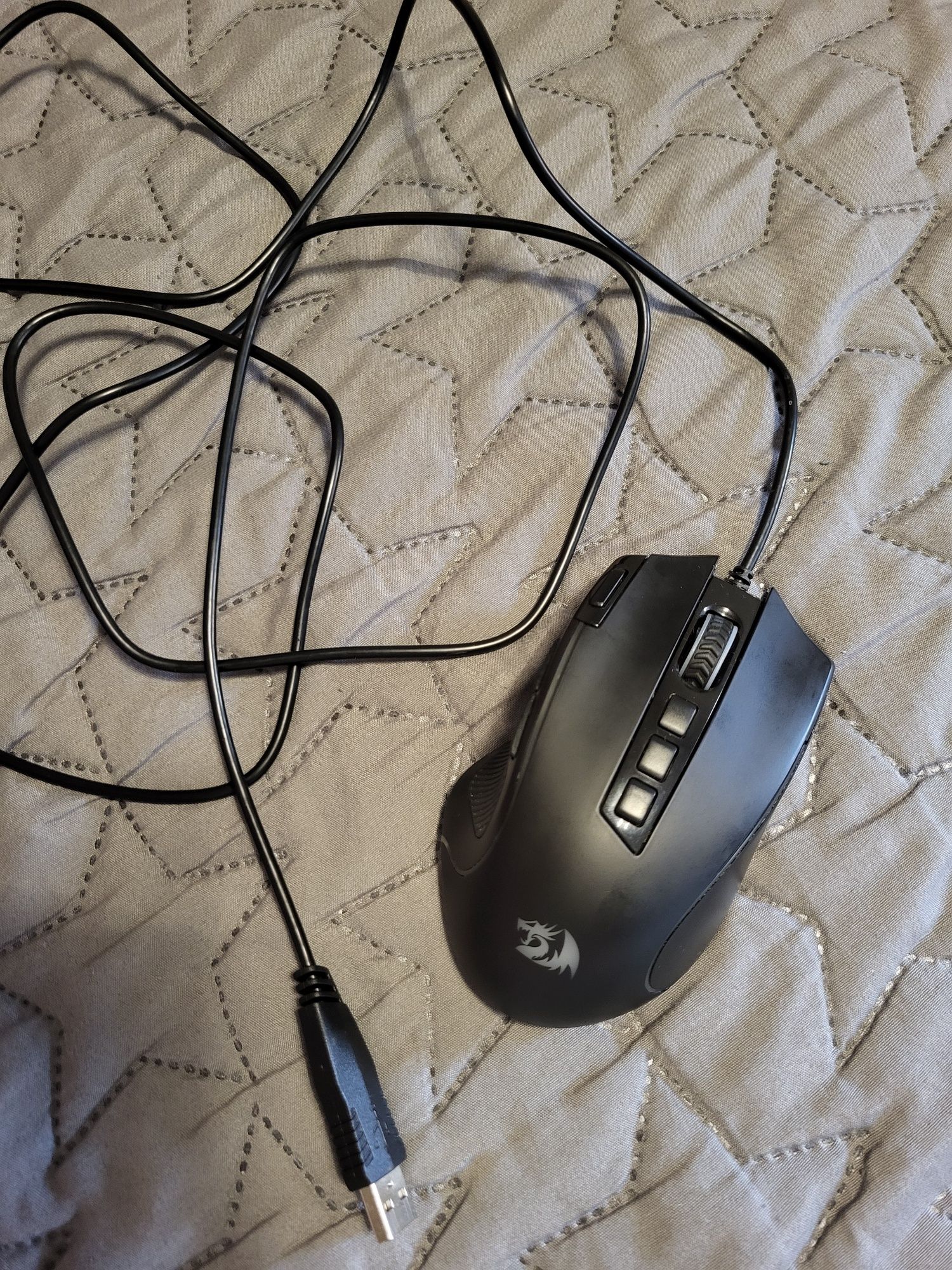 czarna myszka predator "redragon"