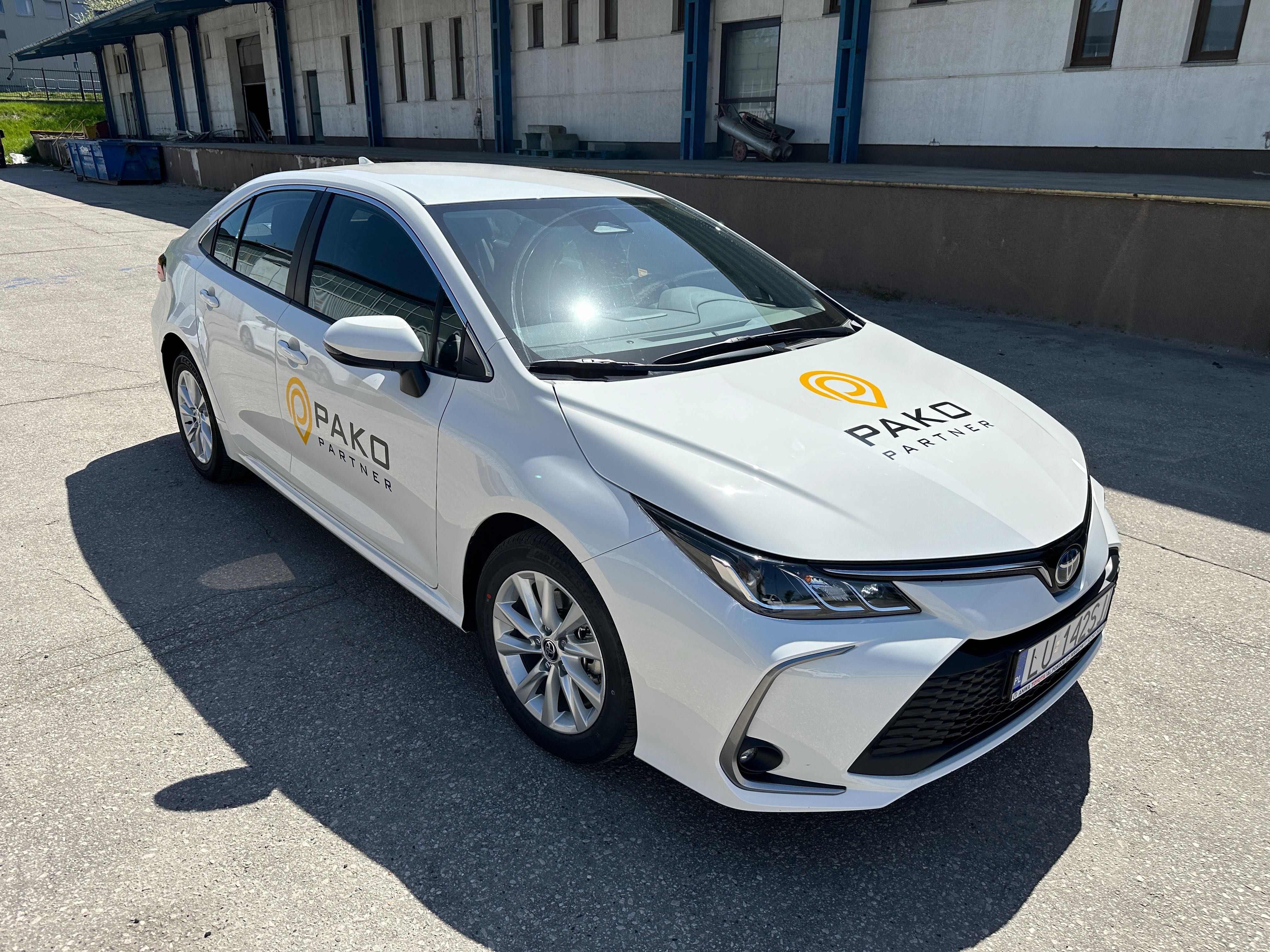 Toyota Corolla Hybryda LPG - wynajem Taxi BOLT UBER