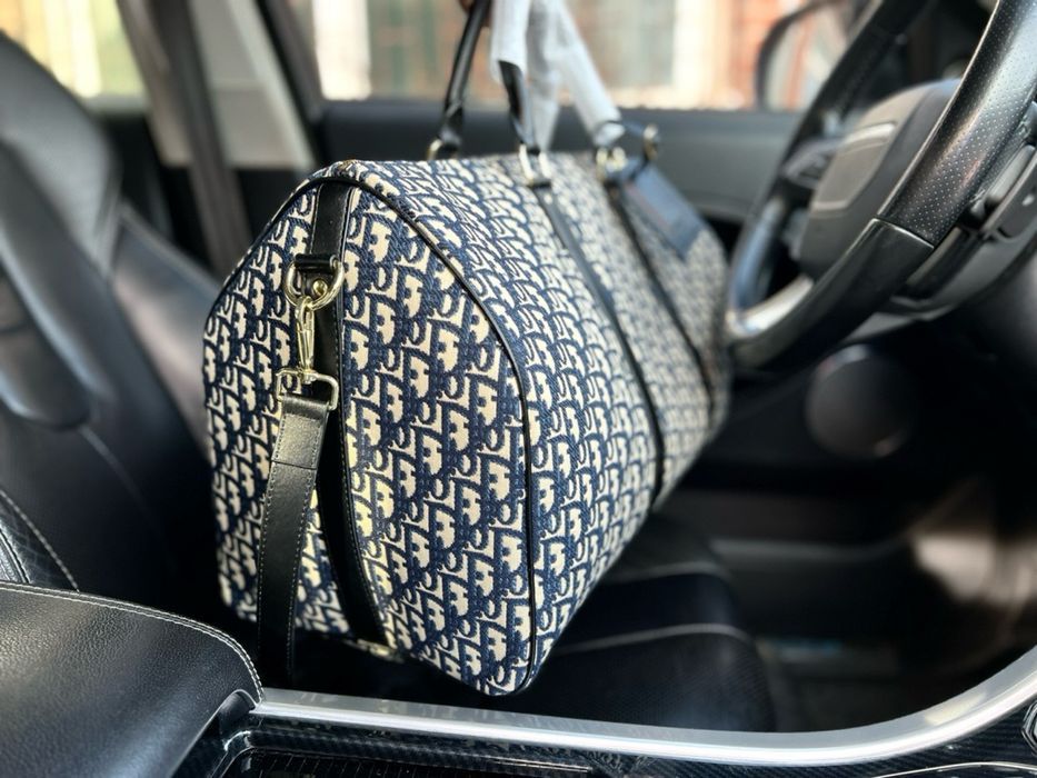 DOIR сумка мужская спортивная дорожная унисекс серая louis vuitton