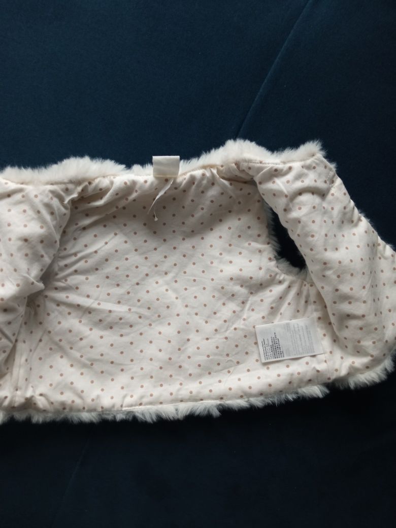 Nowa kamizelka futerko białe H&M r. 74 6-9mcy, świąteczne futerko