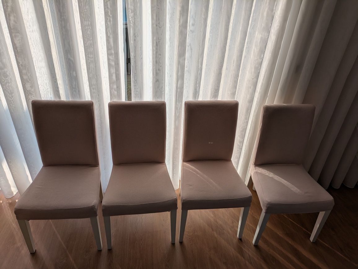 Cadeiras Ikea Bergmund 40€ cada