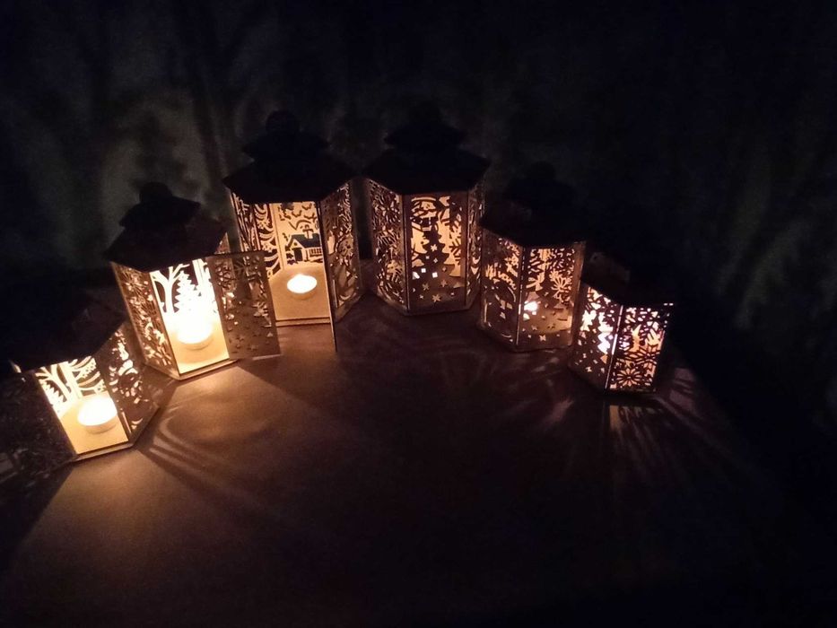 Lampion z motywem świątecznym 21.5 cm